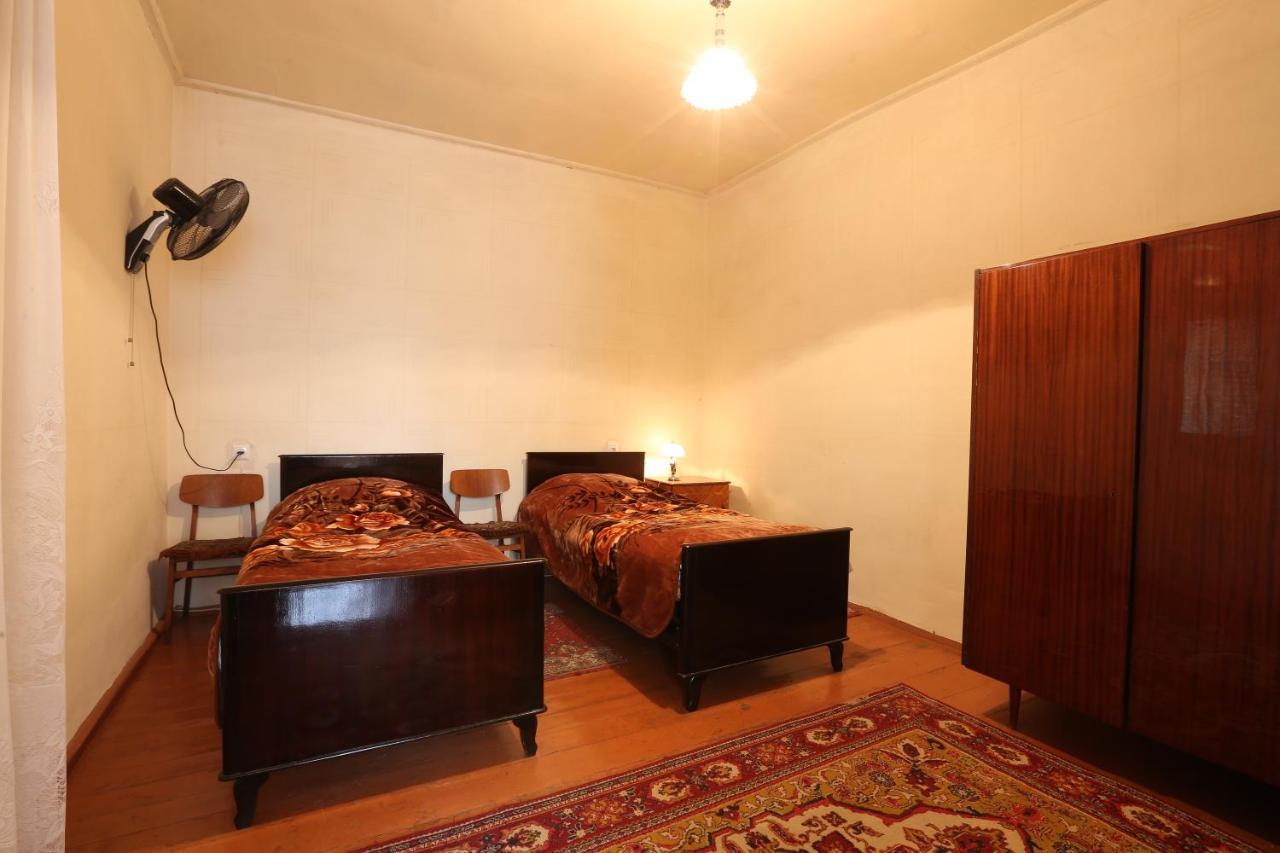 Guesthouse "Ashot Shalunts" Goris Eksteriør billede